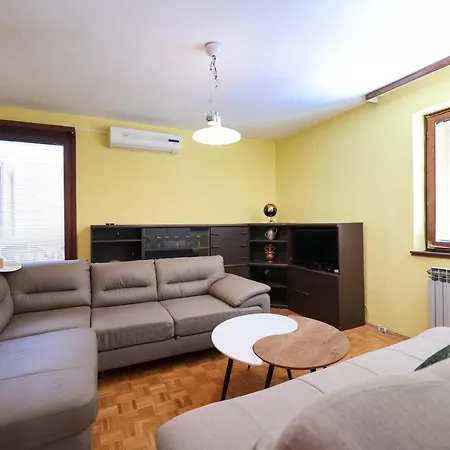 Three Bedroom Tesla Maraska * Ζαντάρ