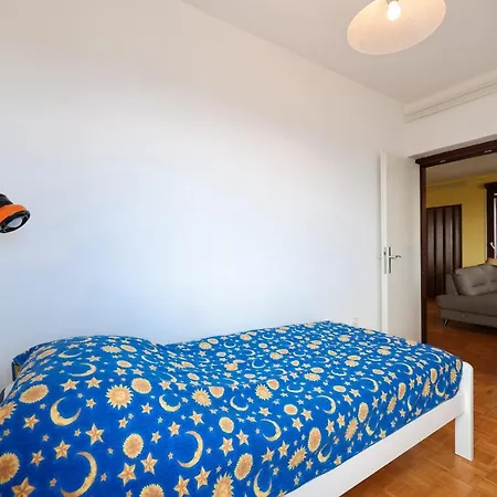 Three Bedroom Tesla Maraska Διαμέρισμα