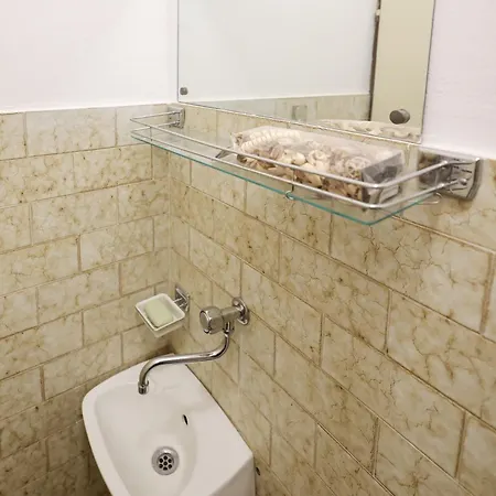 Three Bedroom Tesla Maraska * Ζαντάρ