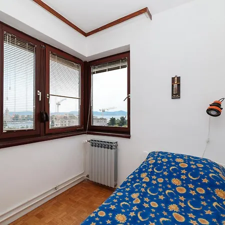 Three Bedroom Tesla Maraska * Zadar