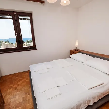 Three Bedroom Tesla Maraska شقة زادار