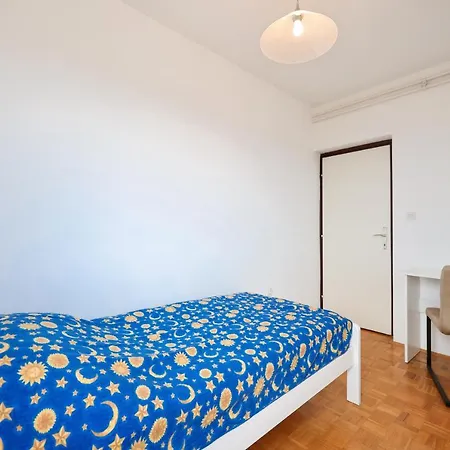 Three Bedroom Tesla Maraska * 자다르